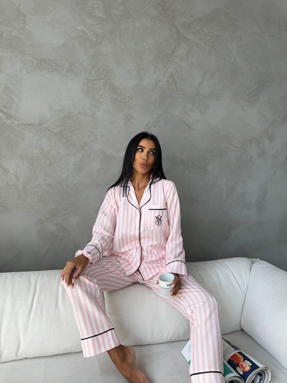Victoria’s Secret – Γυναικεία Σατέν Πιτζάμα Ριγέ 3 Τεμαχίων – Ροζ
